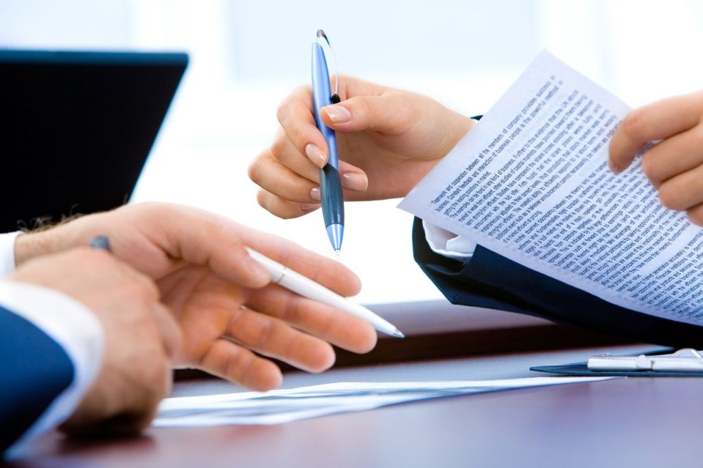 noticia maude contrato