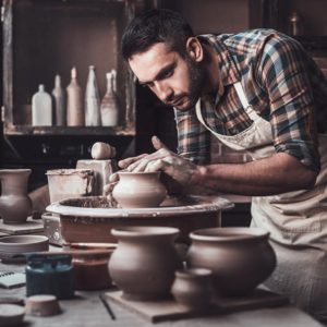 111Reproduccion de Piezas Ceramicas Artesanales mediante Moldeo de Masa Plastica.jpg