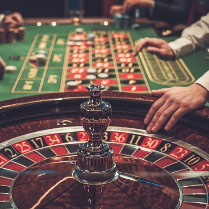 141Conduccion del Juego de Ruleta Americana.jpg