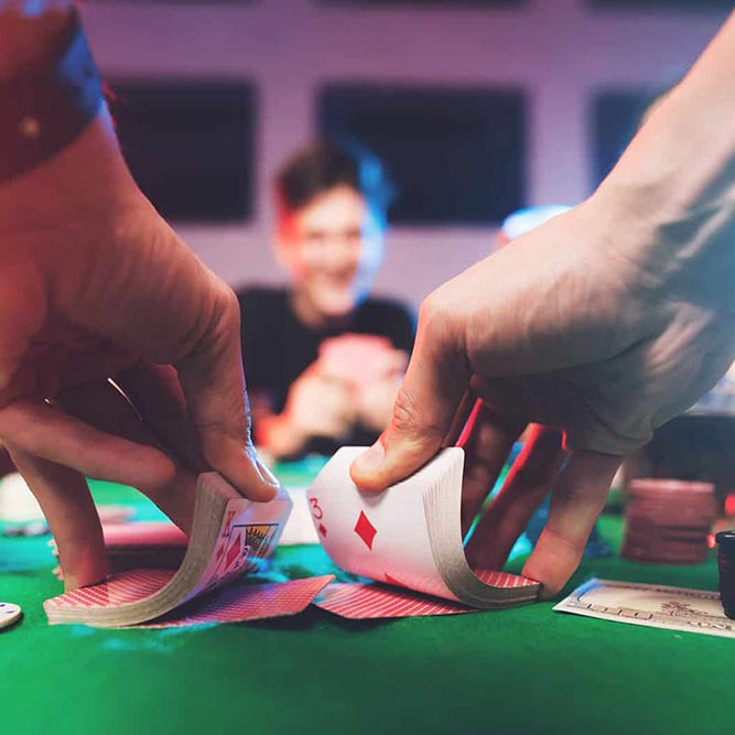 152Operaciones de Manejo de Naipes Fichas y Efectivo en las Mesas de Juego de Casinos.jpg