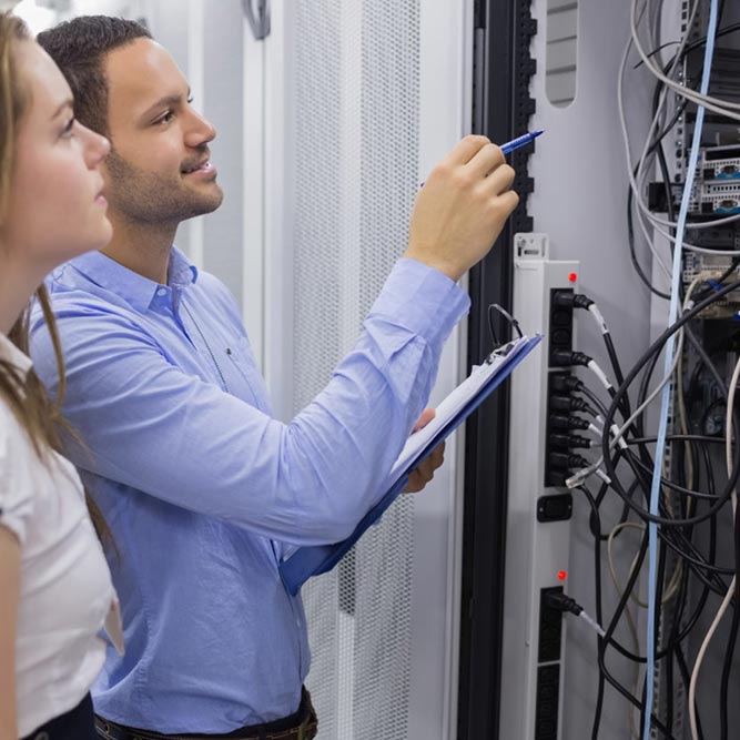 281Mantenimiento de la Infraestructura de la Red de Comunicaciones.jpg