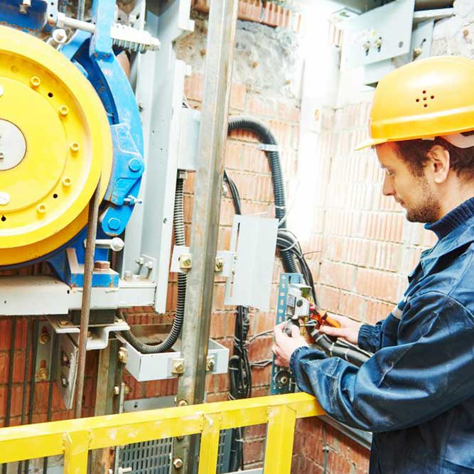 359Analisis Calculo y Seleccion de Equipamiento Electrico en las Instalaciones de Manutencion Elevacion y Transporte.jpg
