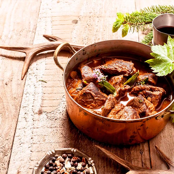 HOTR0066 La cocina de carne aves y caza analisis de tecnicas culinarias.jpg