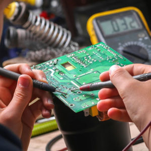 Tecnico en Electronica y Microelectronica.jpg