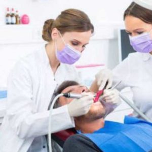 Tecnico en Higienista Dental.jpg