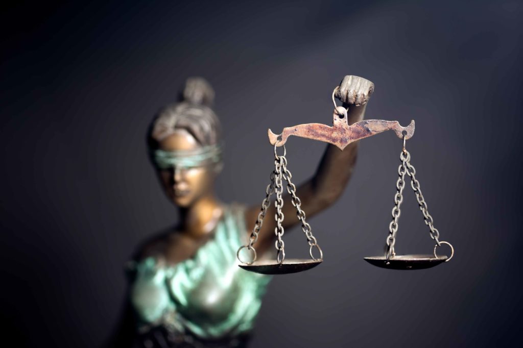 litigios comerciales 2.jpg