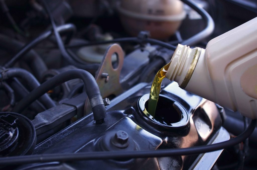 lubricacion motores scaled 1.jpg