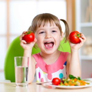 nutricion infantil guarderias scaled 1.jpg