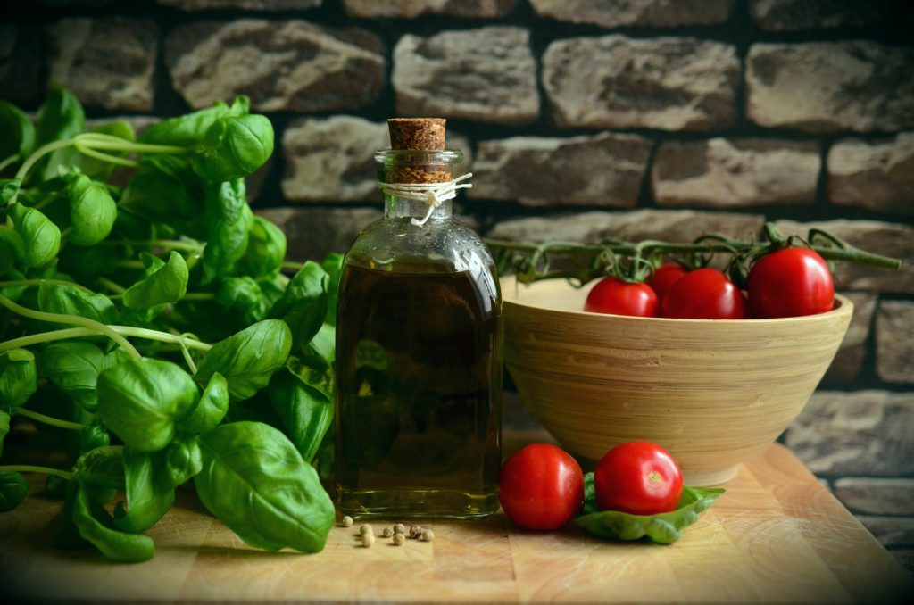 olive oil 1412361 1920.jpg