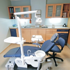 recepcion clinica dental scaled 1.jpg